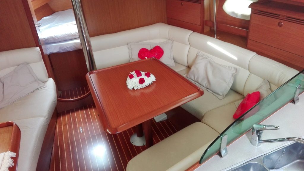 interior velero